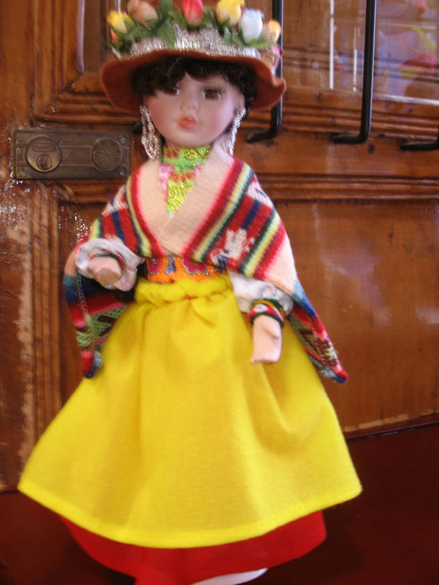 peruvian dolls colecctions