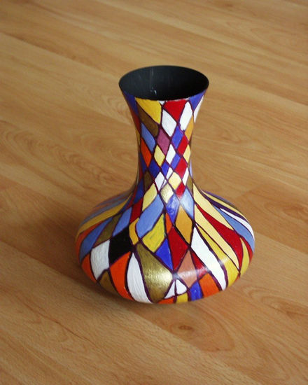 Vase III 