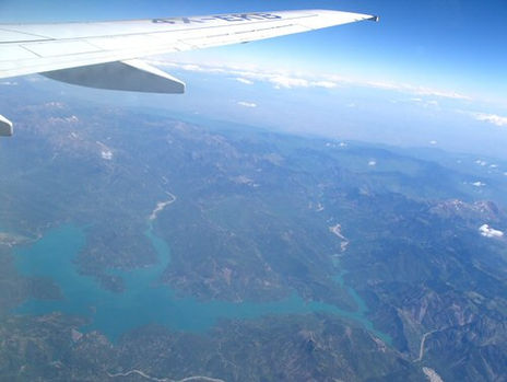Below plane wing 1