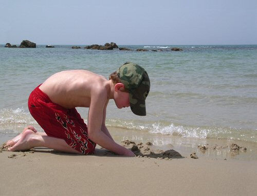 Boy on the beach	 Other Themes Color (Digital)