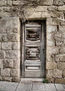 Door with no handle	