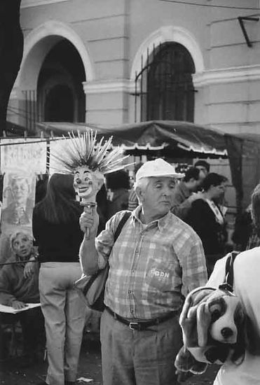 El pirulinero Fotoperiodismo y documental Blanco y Negro (Química)