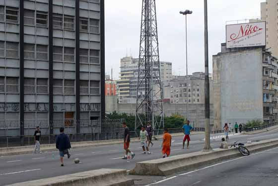 Sao Paulo centro 05 Photojournalism and Documentary Color (Digital)