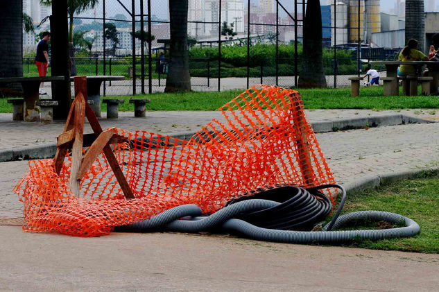 INSTALACION 104 Sao Paulo City Brazil 2009, Villa-Lobos Park Conceptual/Abstract Color (Digital)