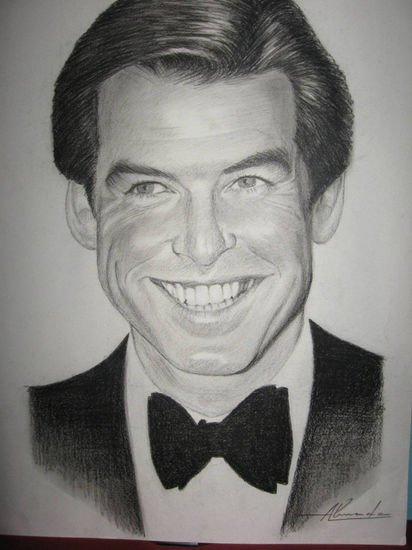 PIERCE BROSNAN 