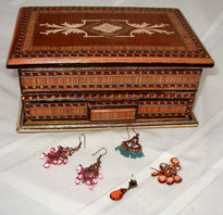 Wood   jewelery box