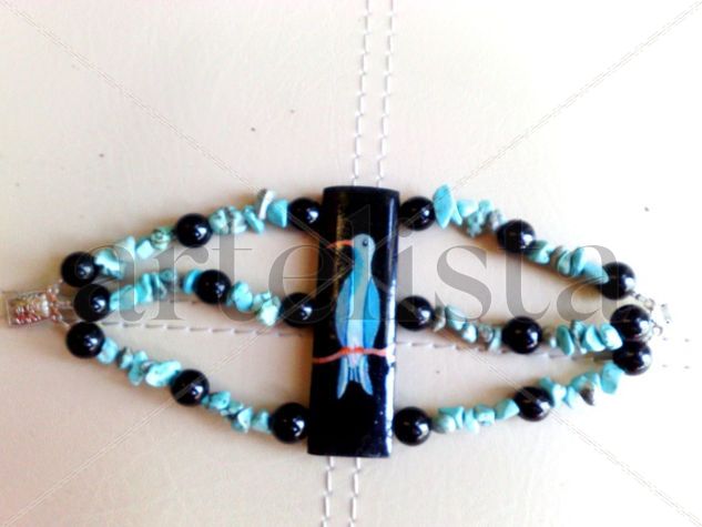 BLUE HUMMINGBIRD BRACELET 