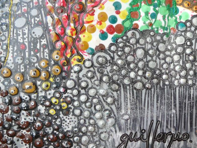 dots