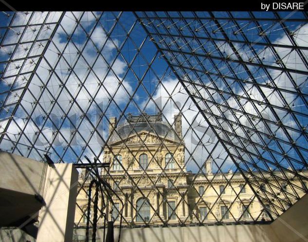 Louvre Museum 