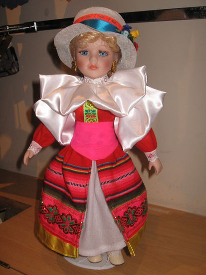 peruvian dolls colections 