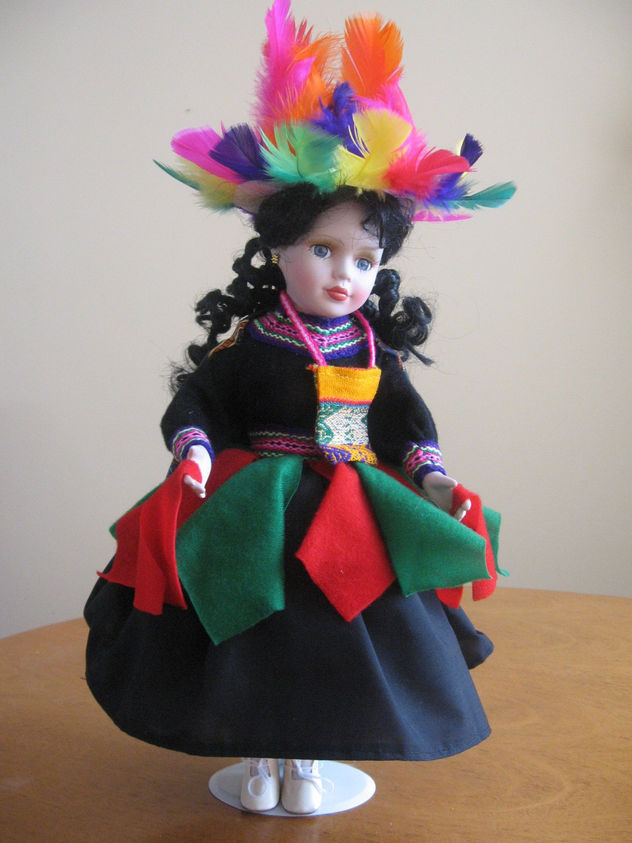 peruvian dolls colections