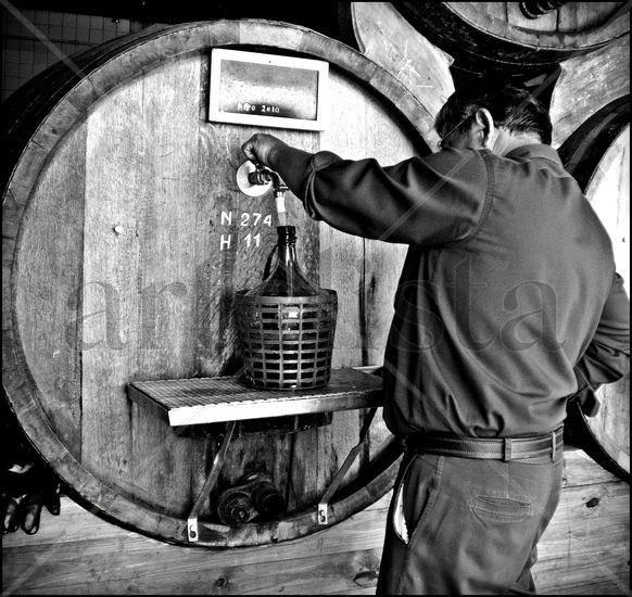 " Vinos & Trabajo " Fotoperiodismo y documental Blanco y Negro (Digital)