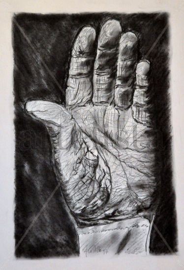 Mano de anciano Charcoal