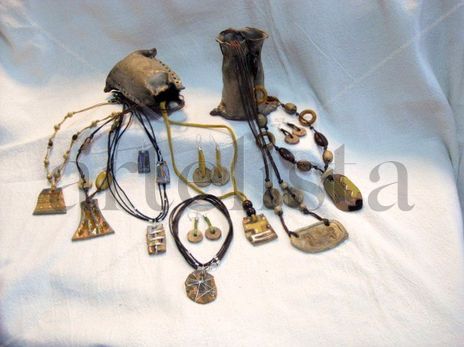 Collares, aros