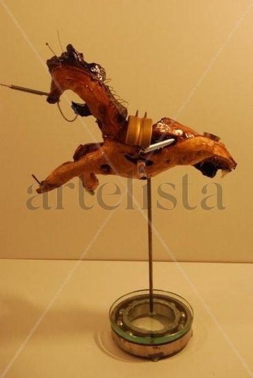 UNICORNIO  CON MONTURA ATRACTIVA Y DURA Wood Figurative