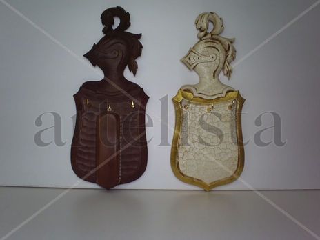 Escudo cuelgallaves.