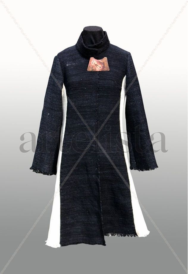 VESTUARIO EN TELAR