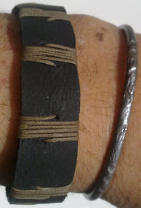 Stripes on lether...