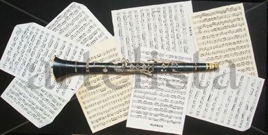 clarinete y partituras
