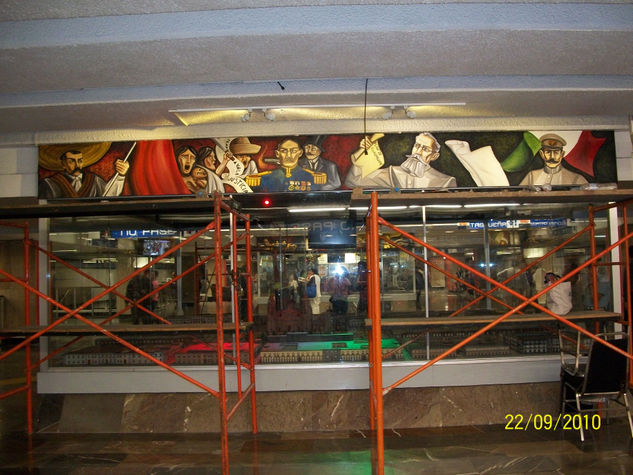 MURALES BICENTENARIO Y CENTENARIO EN EL METRO ZÓCALO 6/6 