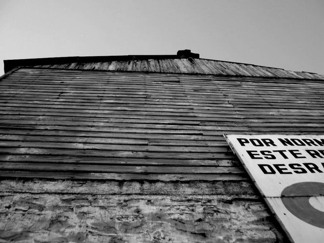 el viejo galpon Arquitectura e interiorismo Blanco y Negro (Digital)