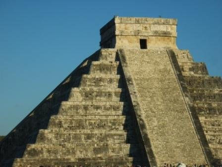El descenso de Kukulcán 8