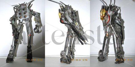 Robot de Hierro Iron Figurative