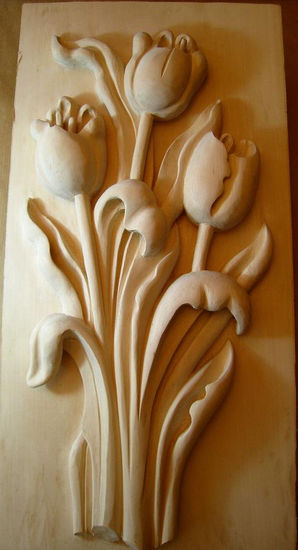 Tulipanes Wood Figurative