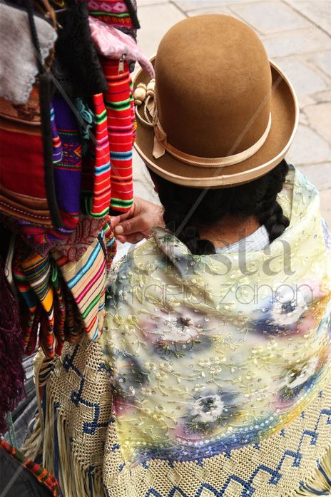 Indumentaria típica.