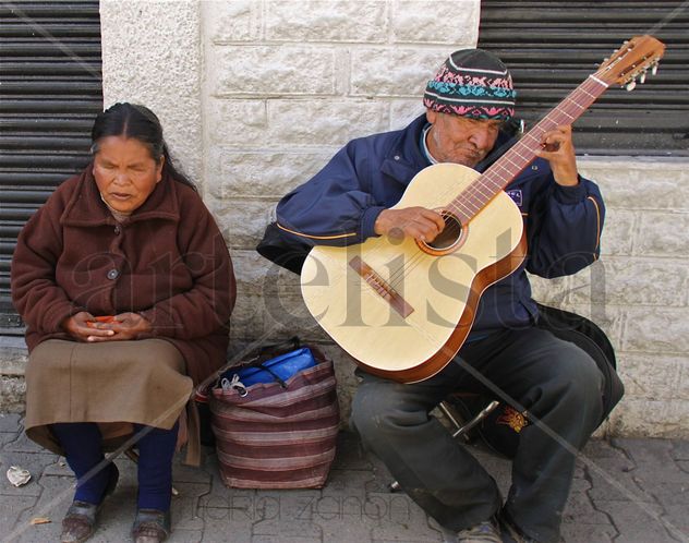 Hermanos invidentes.
