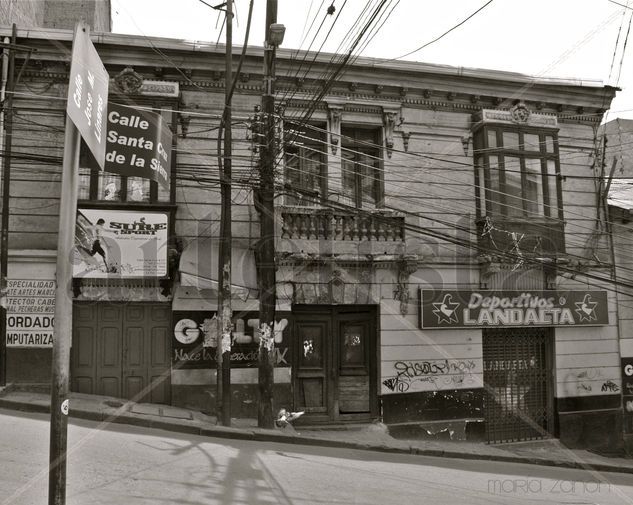 Calle Santa Cruz-La Paz Travel Black and White (Digital)