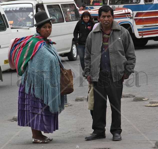Esperando el Bus.