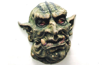 Mascara de orco