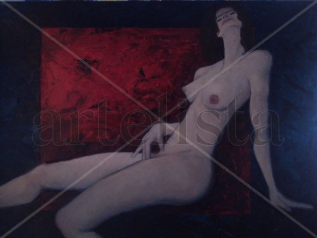 mujer sentada de lado