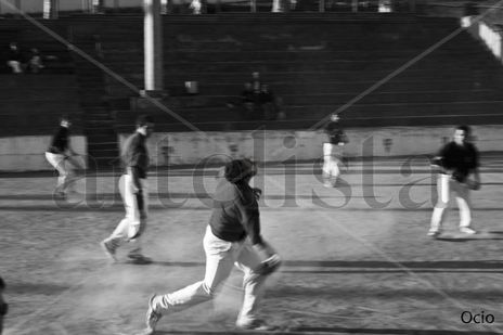 Jugando
