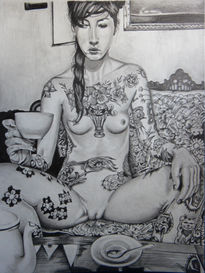 Mujer con tatuaje
