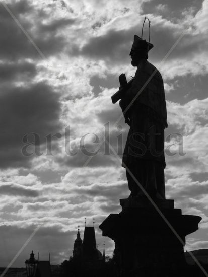 Sombras de Praga Arquitectura e interiorismo Blanco y Negro (Digital)