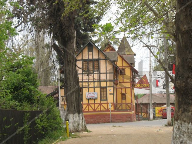 CASONA ANTIGUA- EL RELOJ- PEÑAFLOR-CHILE 