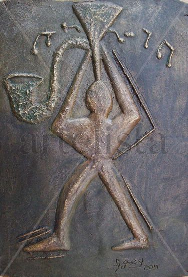 s/t Bronze Figurative