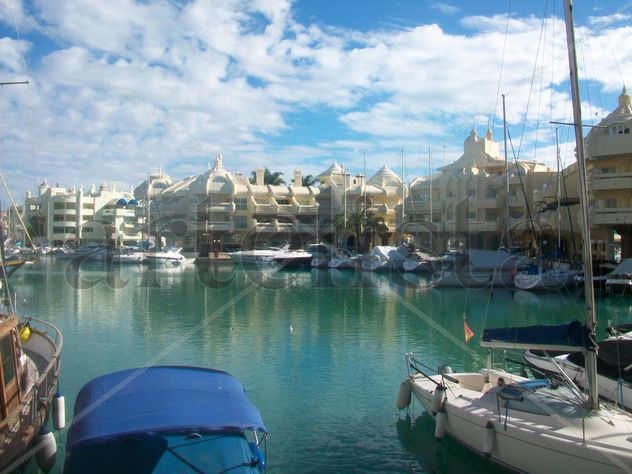 puerto marina