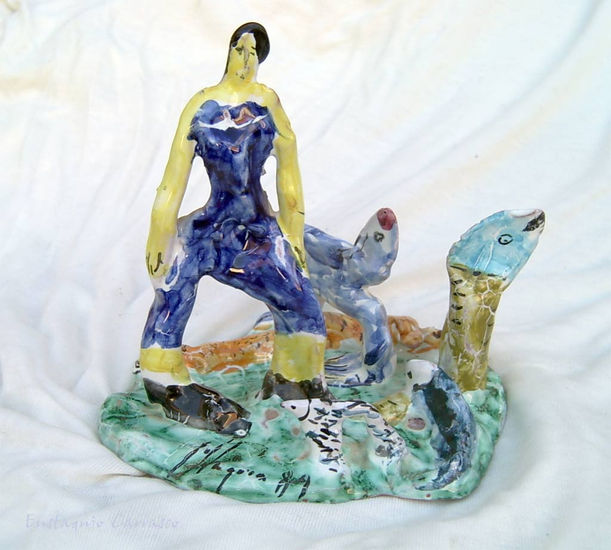 Persona con animales Pottery Figurative