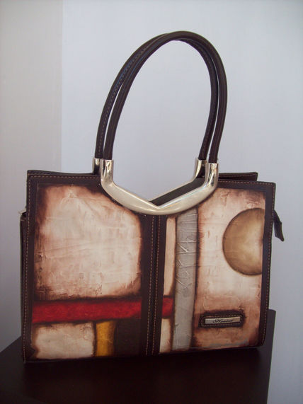 Bolsa pintada a mano