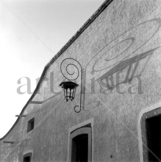 A la sombra del farol (lantern)