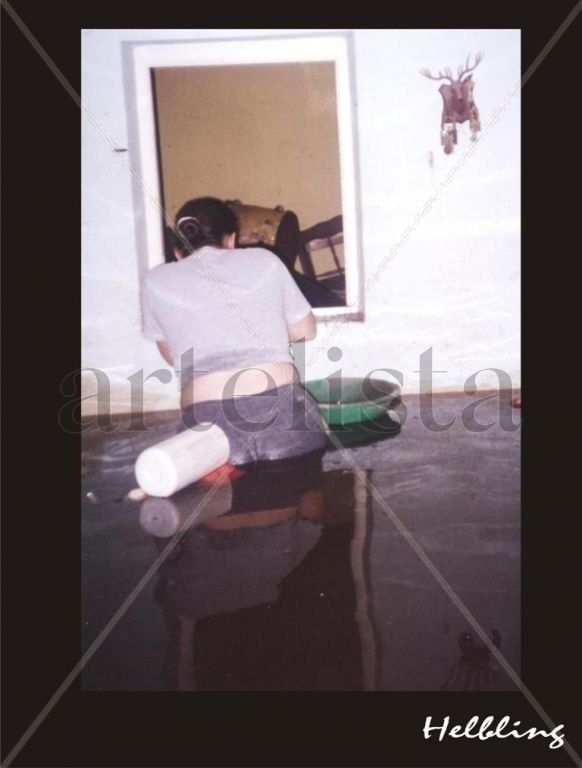 MUJER EN LA VENTANA