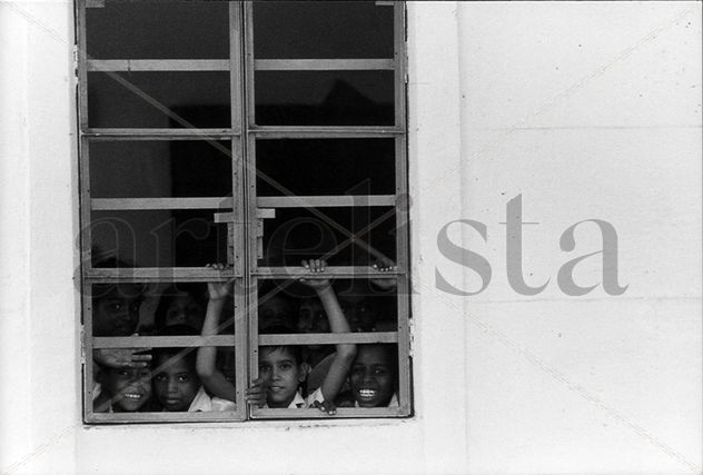 En la escuela? (school?)