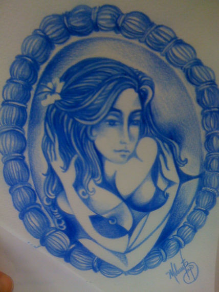 Azul ante un espejo