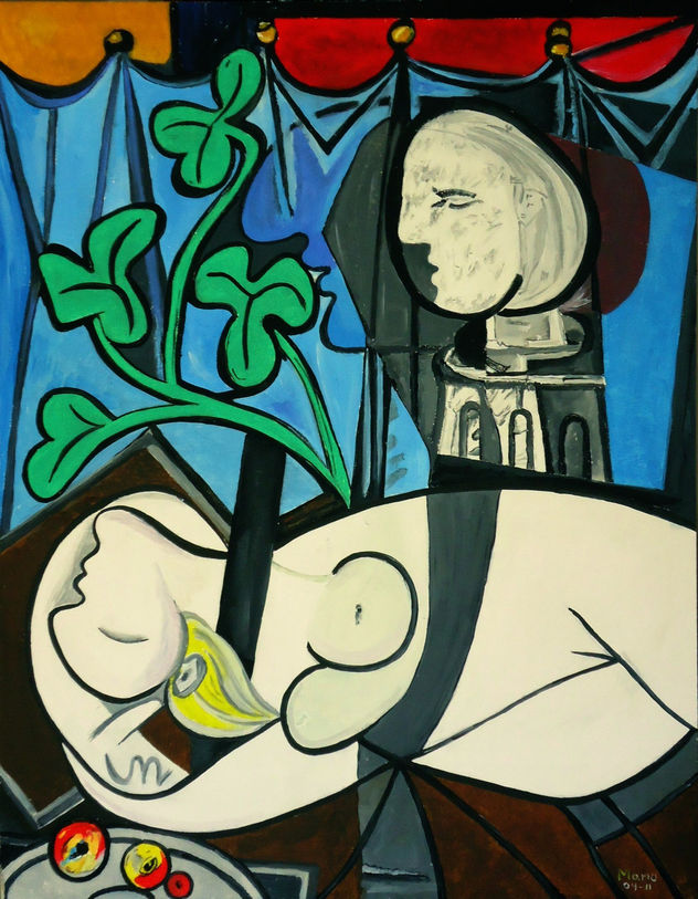 Desnudo, hojas verdes y busto
