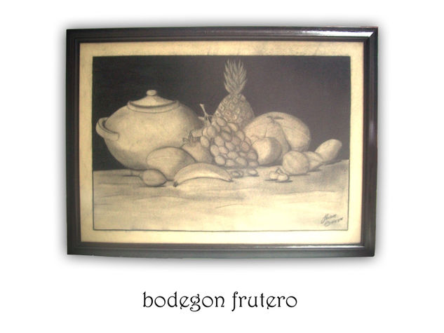 frutero Charcoal