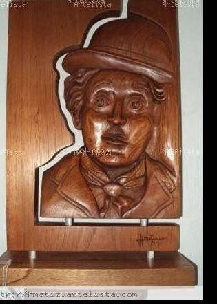 chaplin Madera Figurativa