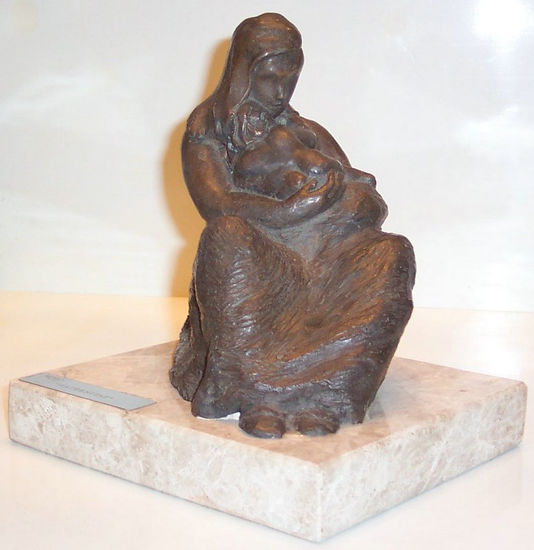 Ser Madre Bronze Figurative